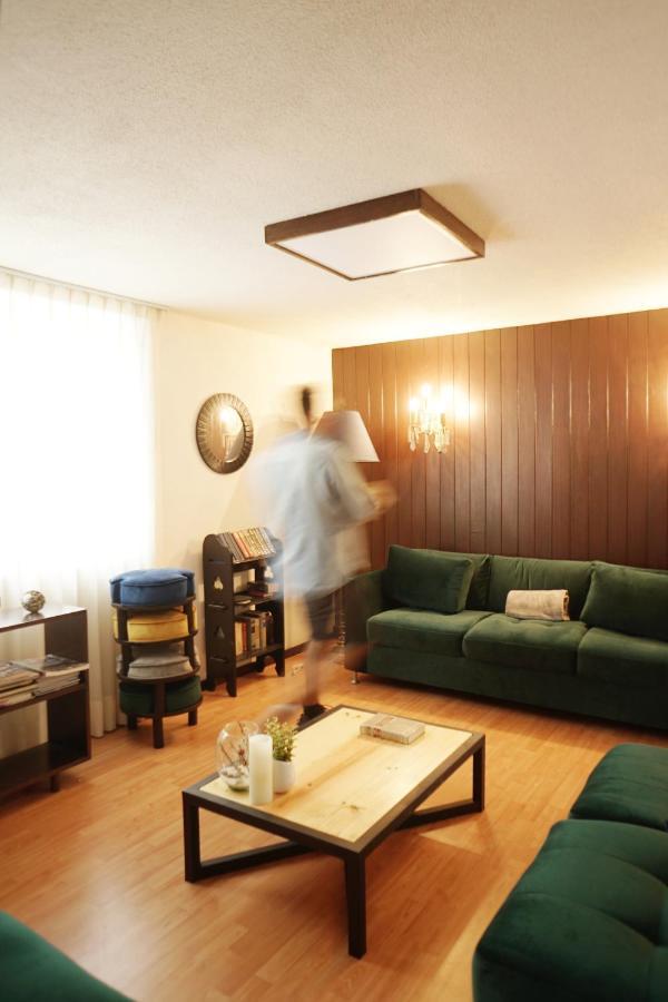 The Dear Hostal